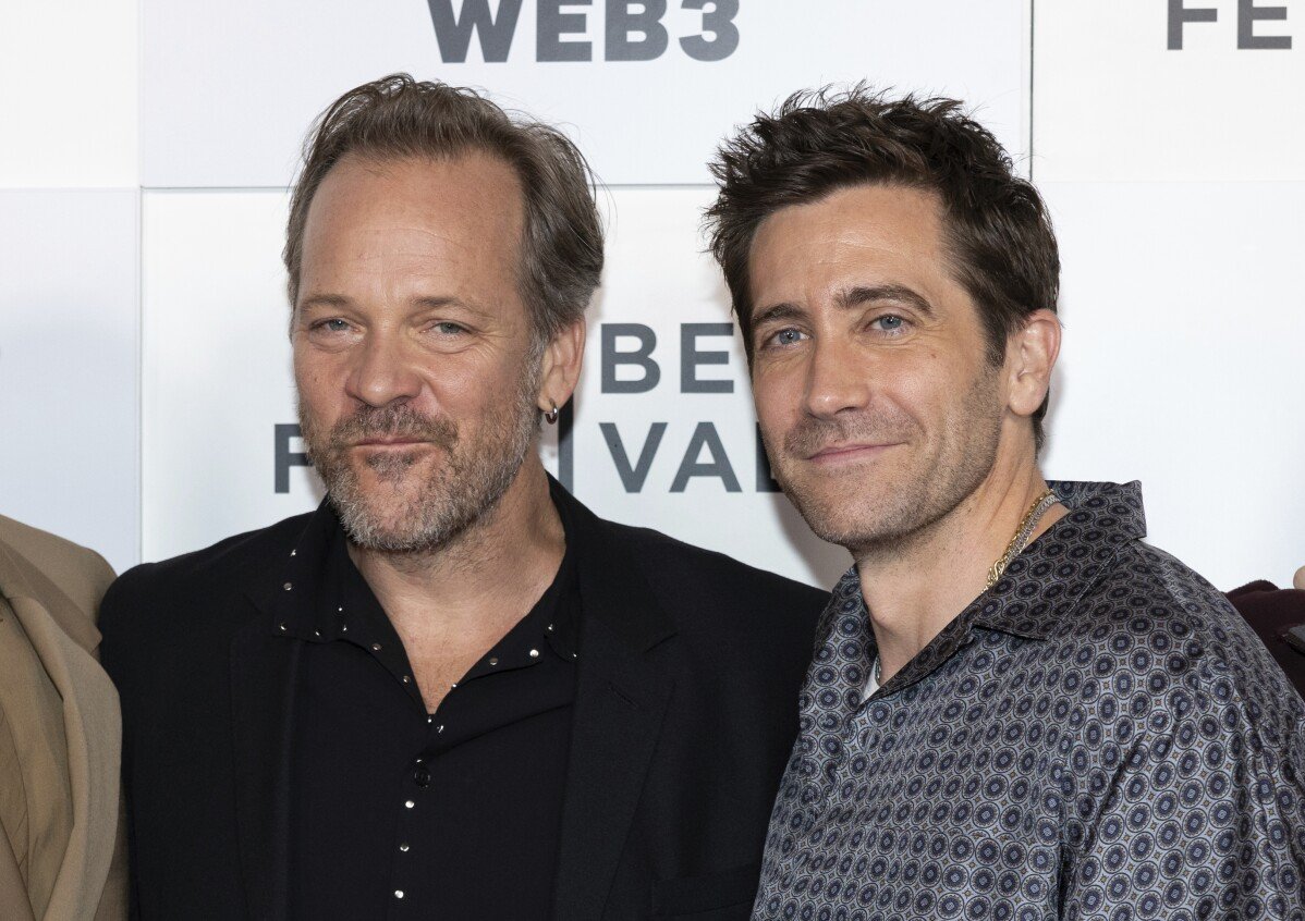 Los cuñados Jake Gyllenhaal y Peter Sarsgaard se enfrentan en 'Presumed Innocent'